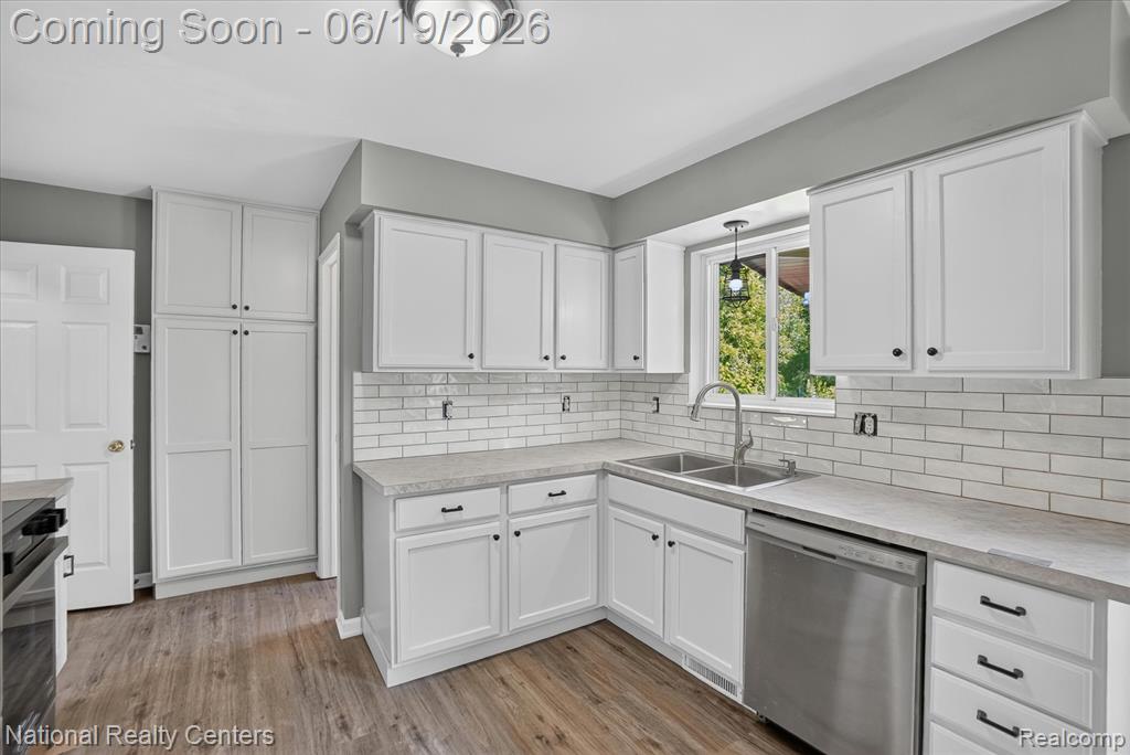 8280 West Rolston Road Linden, MI 48451 - Photo 9 of 47