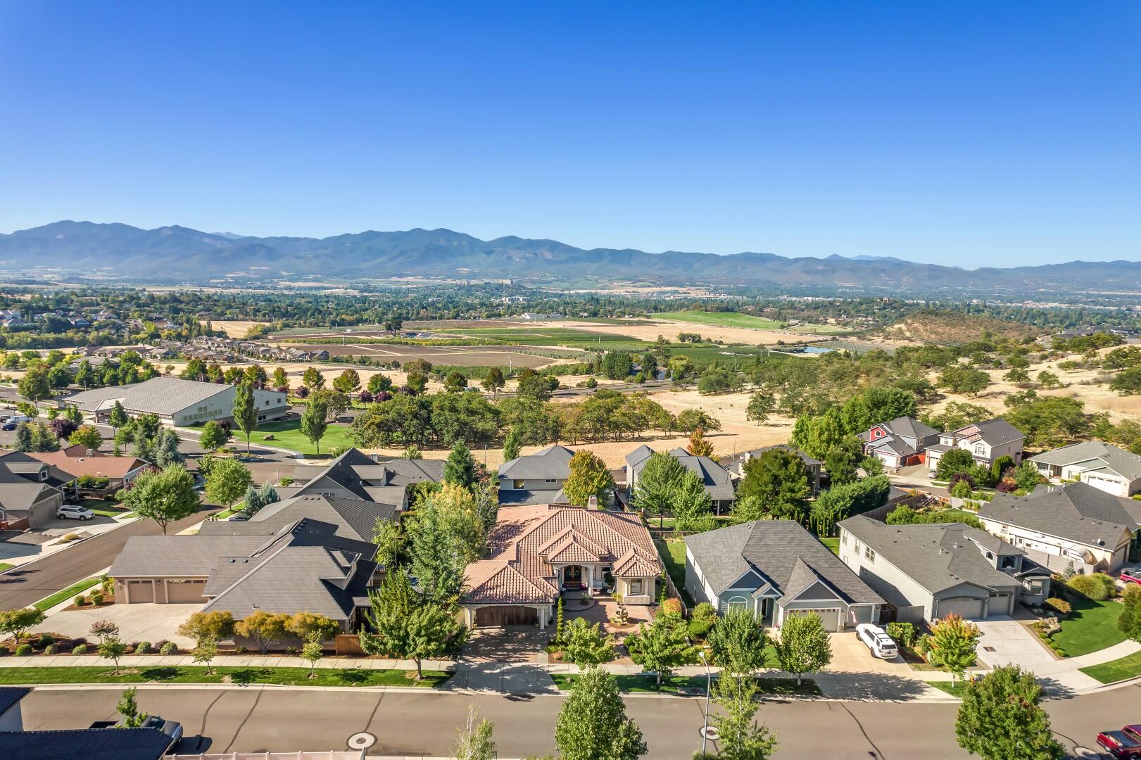 4270 Evening Ridge Terrace Medford, OR 97504 - Photo 82 of 89 DJI_0711