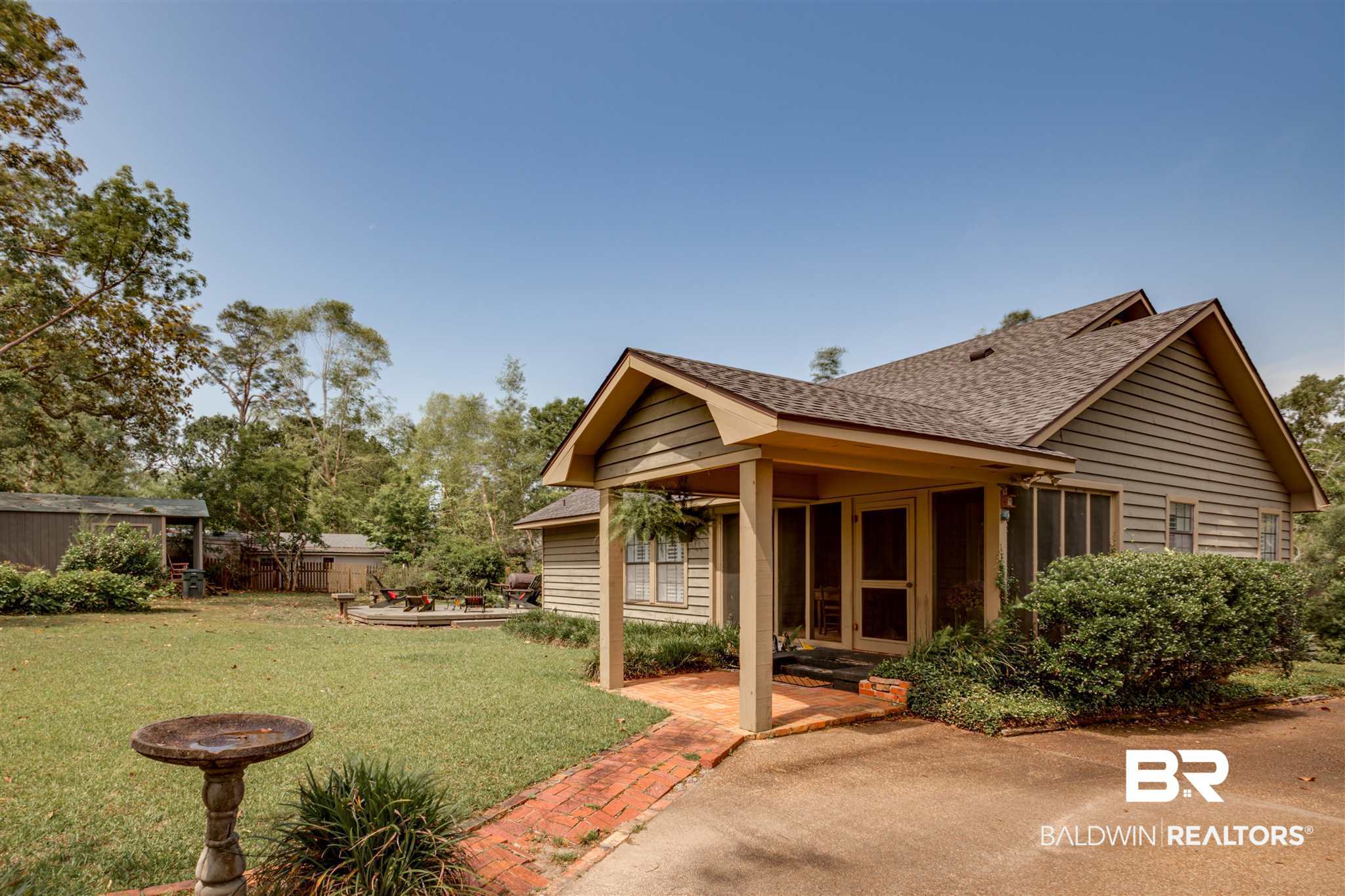 345 Liberty Street Fairhope, AL 36532 - Photo 6 of 26
