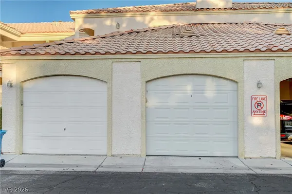 $1,650 | 1900 North Torrey Pines Drive, Unit 225, Las Vegas, NV 89108