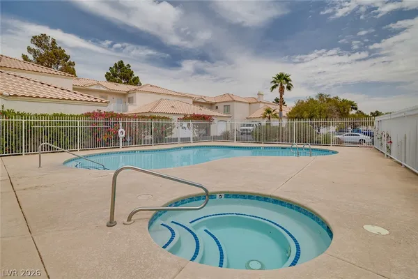 $1,650 | 1900 North Torrey Pines Drive, Unit 225, Las Vegas, NV 89108