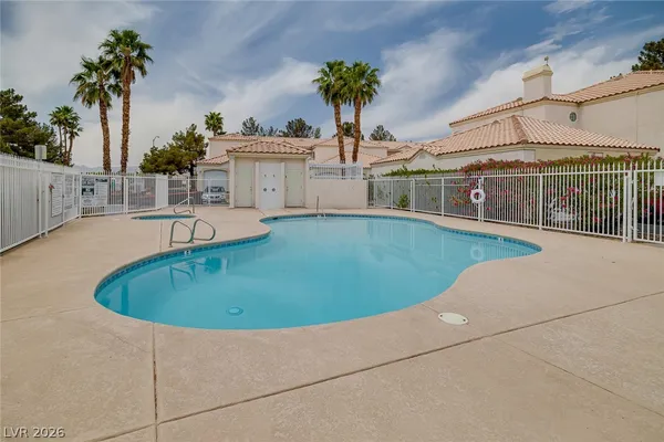 $1,650 | 1900 North Torrey Pines Drive, Unit 225, Las Vegas, NV 89108