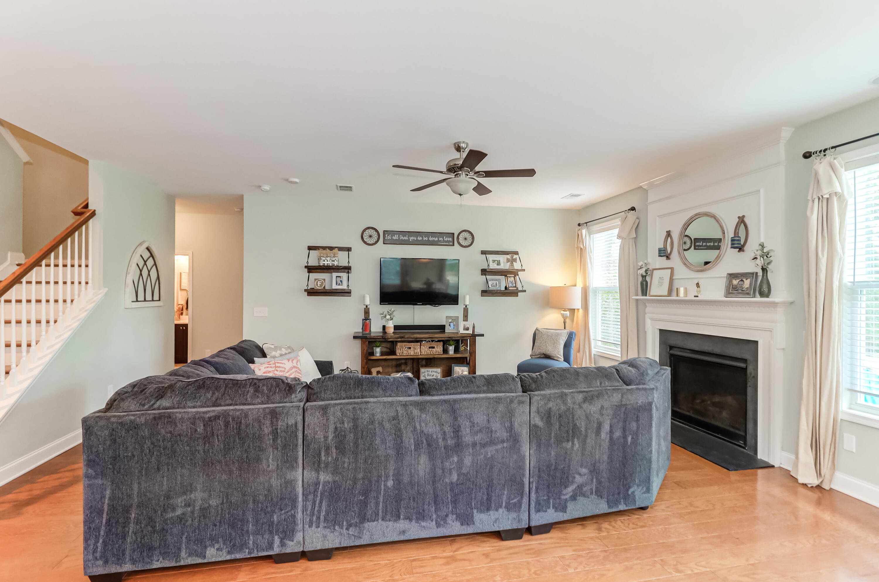 1061 Harbortowne Road Charleston, SC 29412 - Photo 12 of 29 1061 Harbortowne (15)