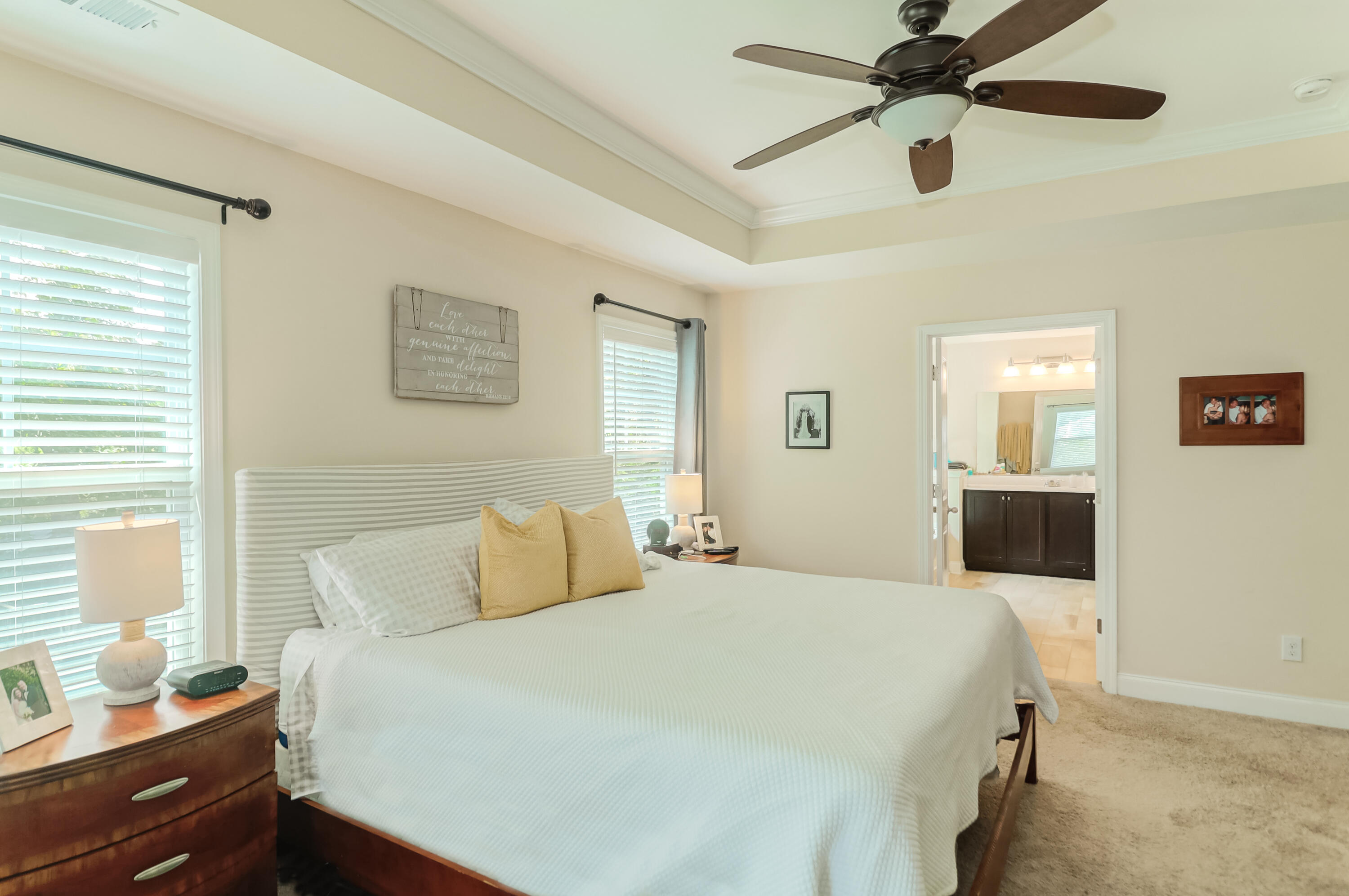 1061 Harbortowne Road Charleston, SC 29412 - Photo 19 of 29 1061 Harbortowne (28)