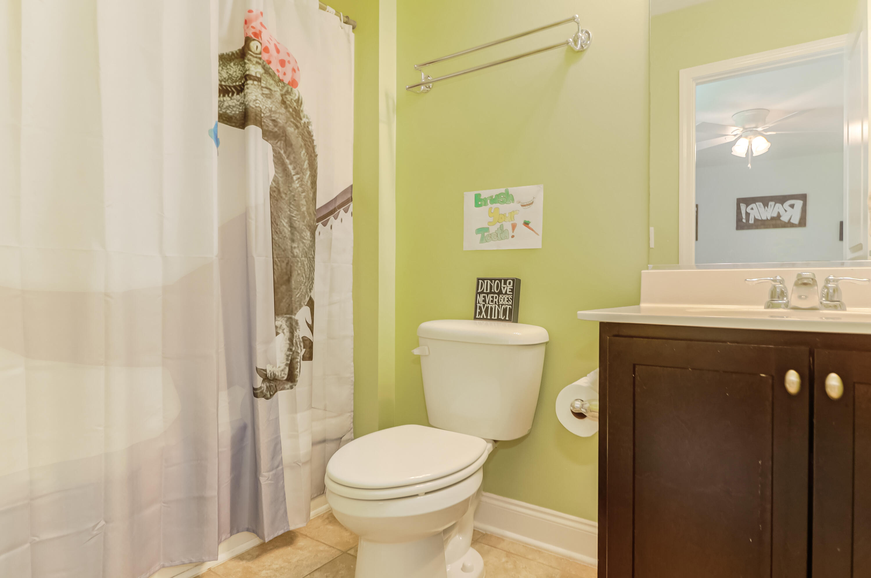 1061 Harbortowne Road Charleston, SC 29412 - Photo 22 of 29 1061 Harbortowne (25)