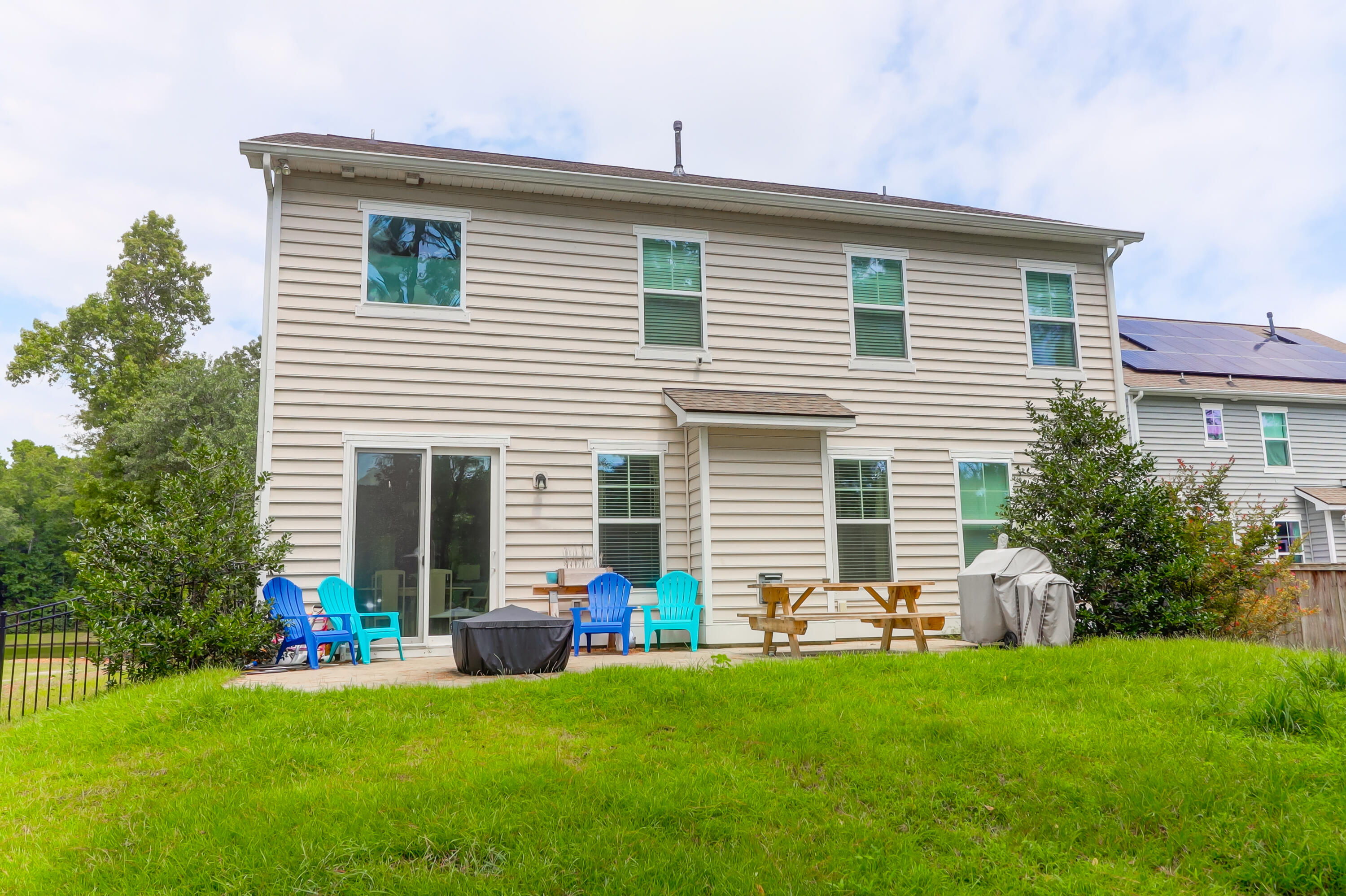 1061 Harbortowne Road Charleston, SC 29412 - Photo 26 of 29 1061 3