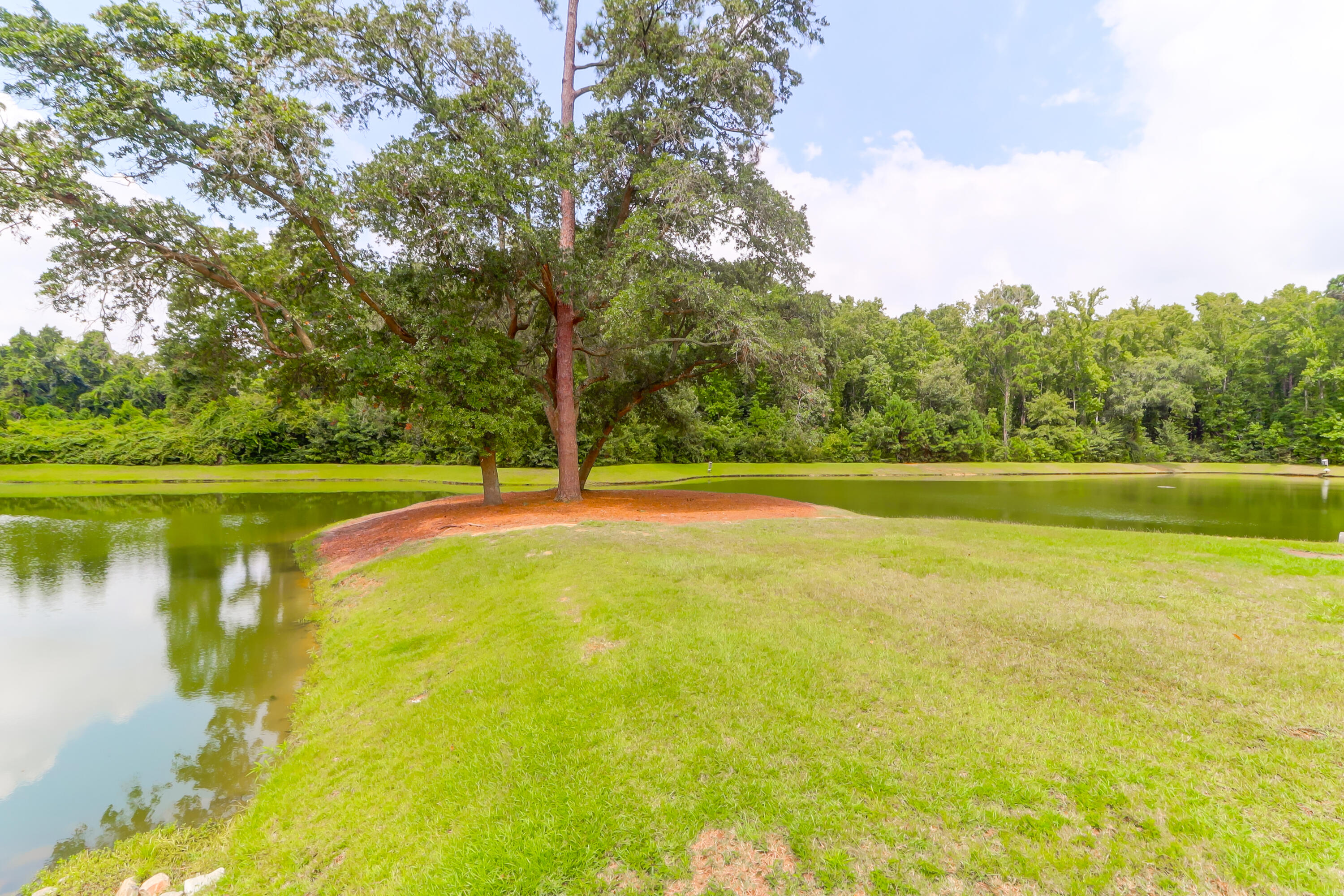 1061 Harbortowne Road Charleston, SC 29412 - Photo 27 of 29 1061 Harbortowne (5)