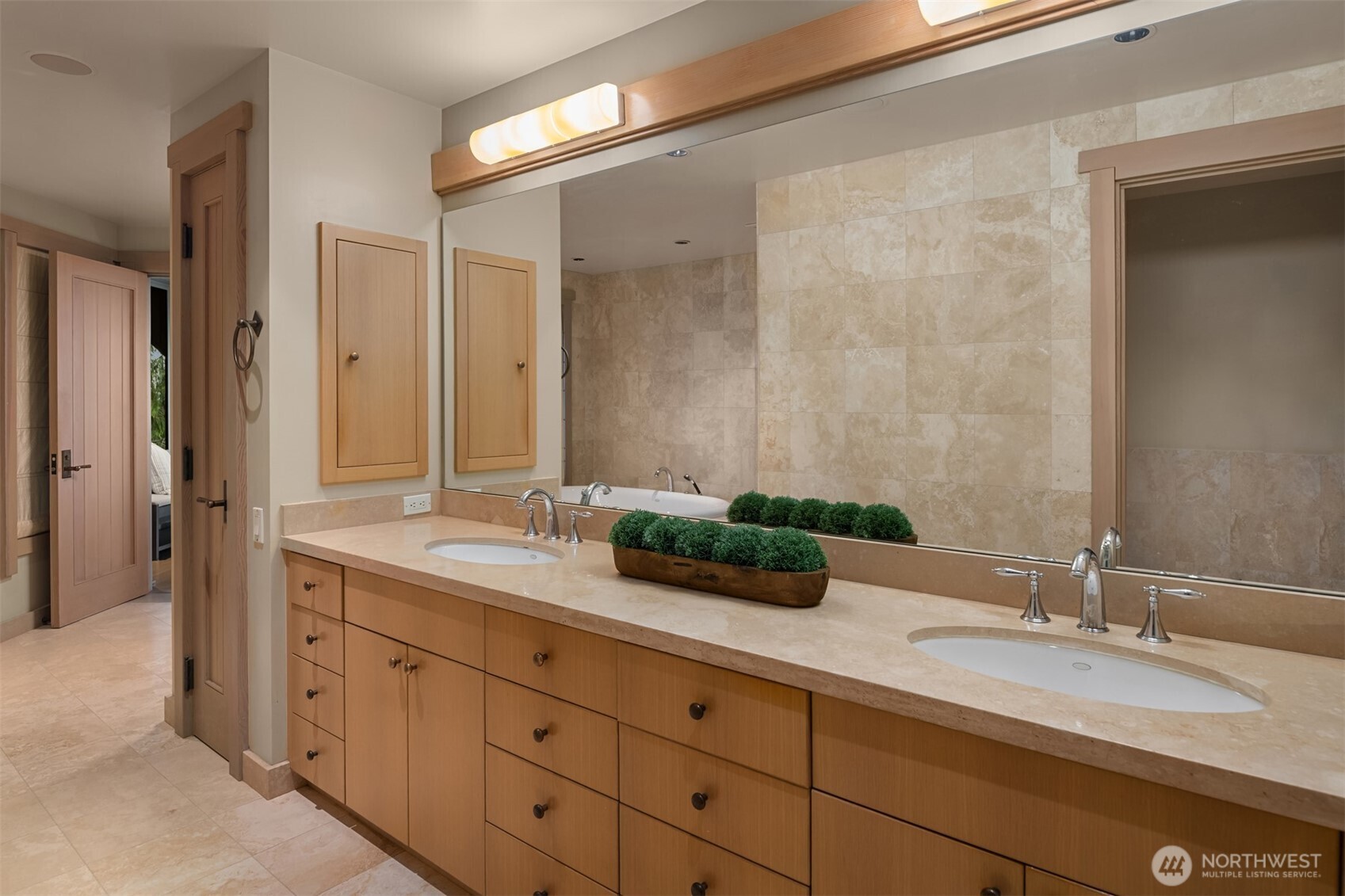 4604 West Raye Street Seattle, WA 98199 - Photo 22 of 40