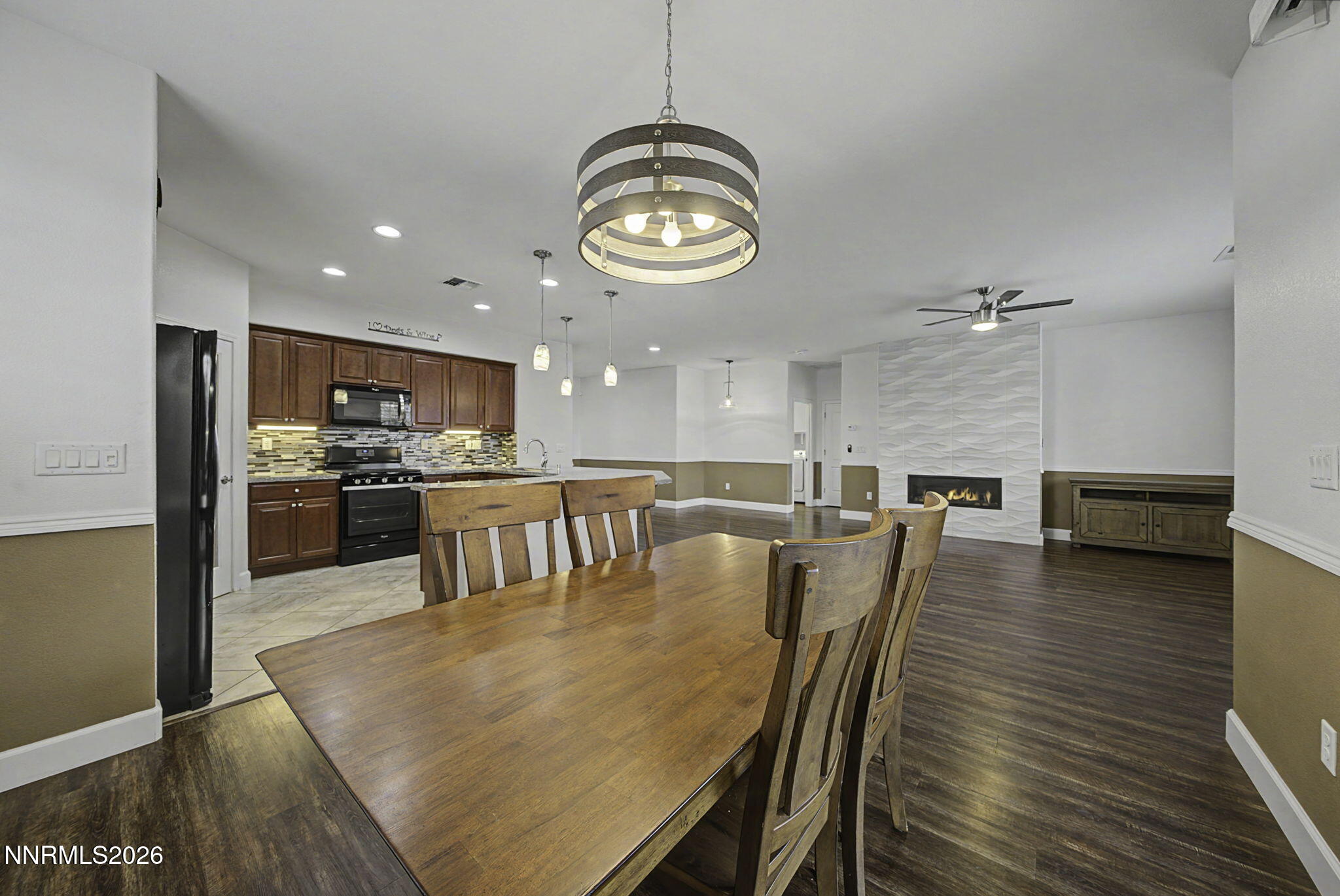 9615 Declan Drive Reno, NV 89521 - Photo 13 of 52 23