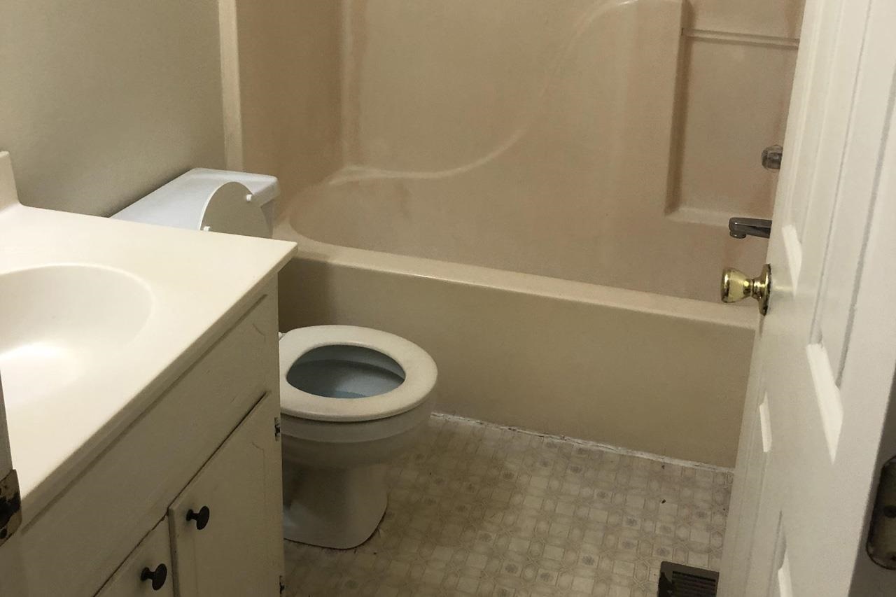 Barlow-chisholm Lake Road Ripley, TN 38063 - Photo 11 of 13 a bathroom with a sink and toilet