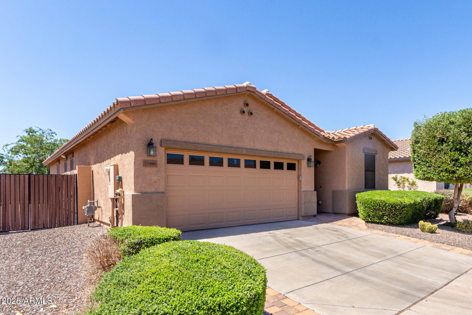 18896 North Lariat Road Maricopa, AZ 85138 - Photo 3 of 30 06 - Lariat