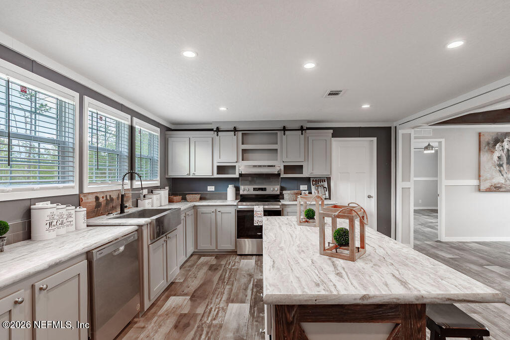 230 Red Eye Road Florahome, FL 32140 - Photo 13 of 37 Kitchen