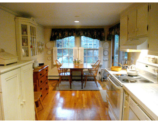 55 Moore Road Wayland, MA 01778 - Photo 5 of 13
