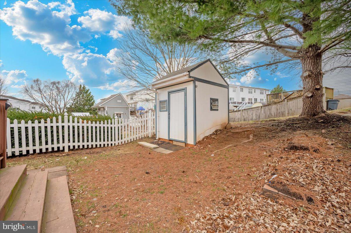 1184 Heathfield Road Sykesville, MD 21784 - Photo 41 of 56