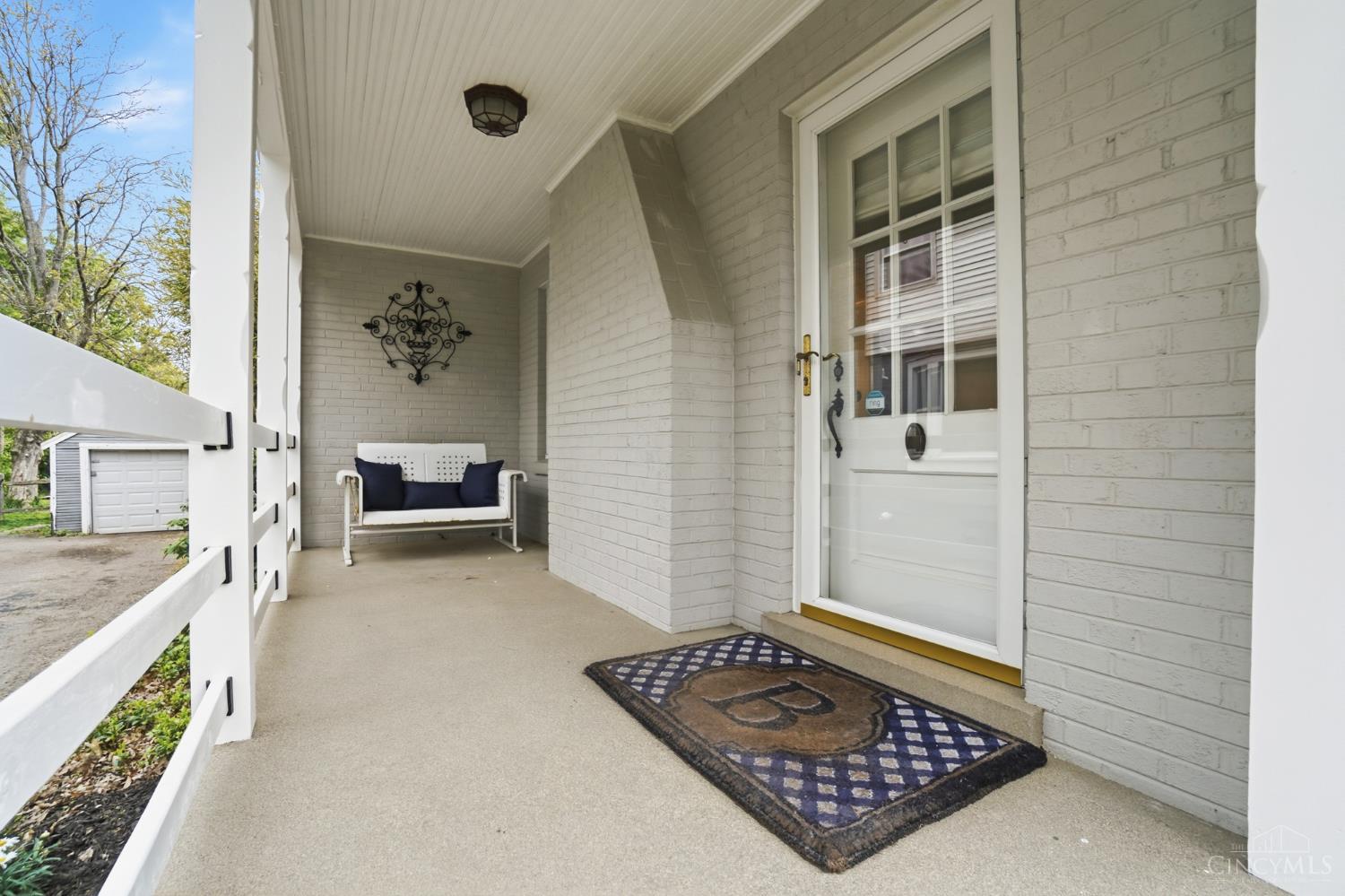 6420 Miami Road Cincinnati, OH 45243 - Photo 3 of 50