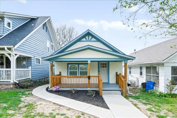$190,000 | 802 North 17th Street, Kansas City, KS 66102