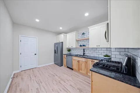 $190,000 | 802 North 17th Street, Kansas City, KS 66102