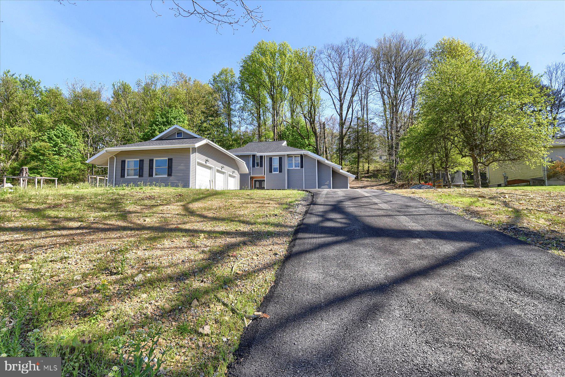 92 Sweet Arrow Lake Road Pine Grove, PA 17963 - Photo 2 of 42