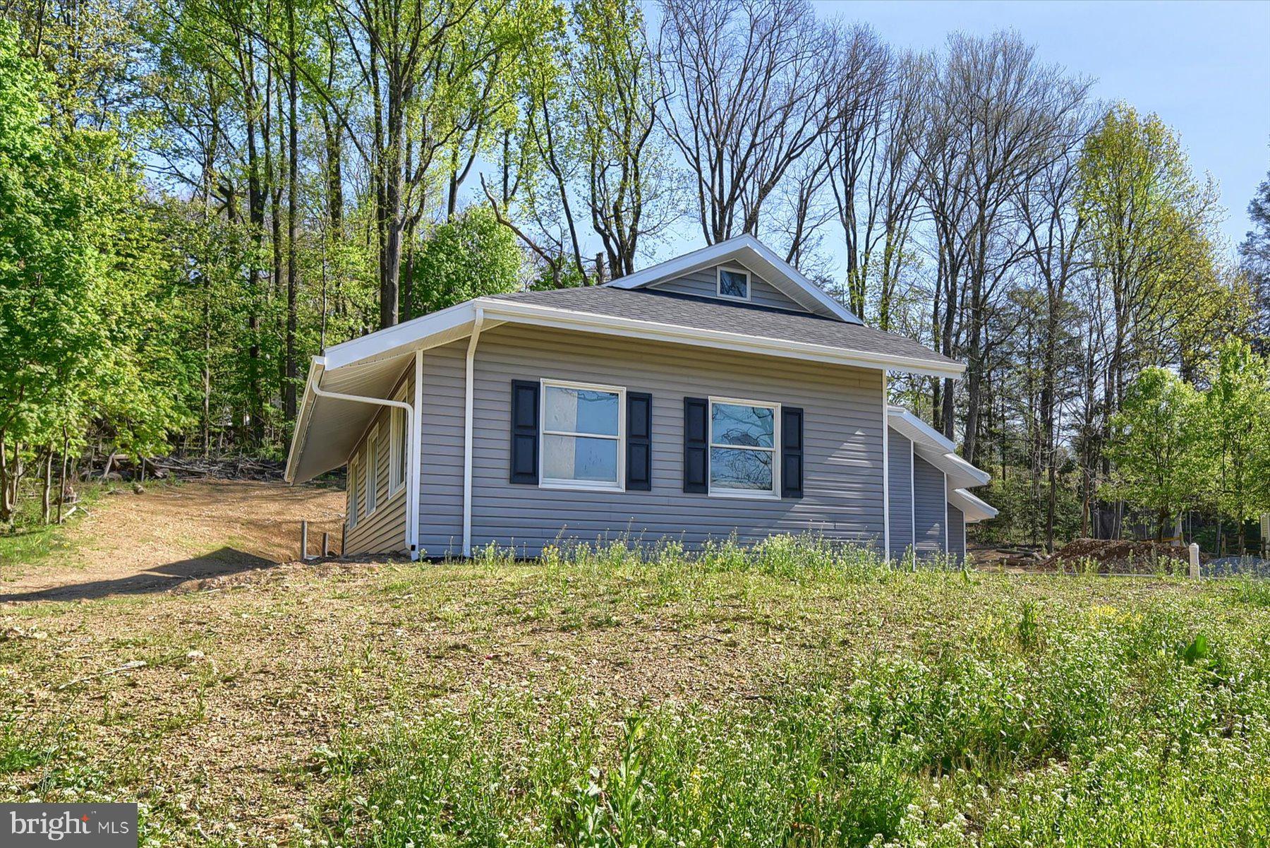 92 Sweet Arrow Lake Road Pine Grove, PA 17963 - Photo 5 of 42