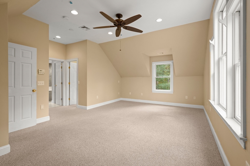 4 Clover Road North Reading, MA 01864 - Photo 19 of 35 Gallery Image 19