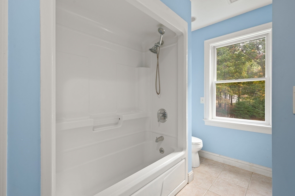 4 Clover Road North Reading, MA 01864 - Photo 27 of 35 Gallery Image 27