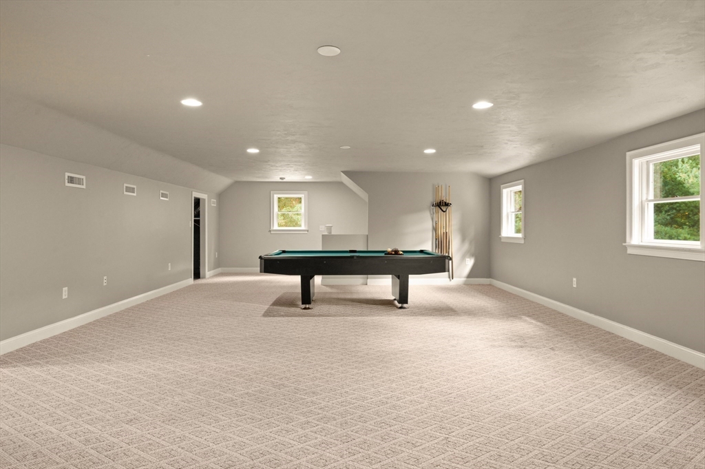 4 Clover Road North Reading, MA 01864 - Photo 29 of 35 Gallery Image 29