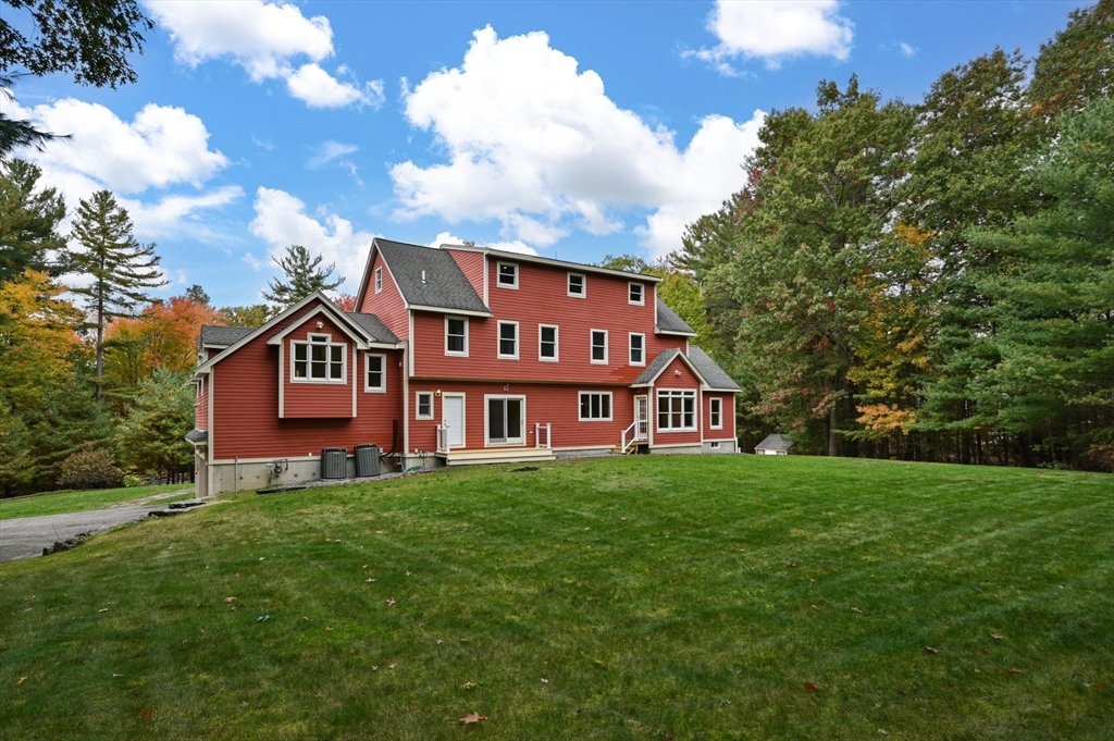 4 Clover Road North Reading, MA 01864 - Photo 34 of 35 Gallery Image 34