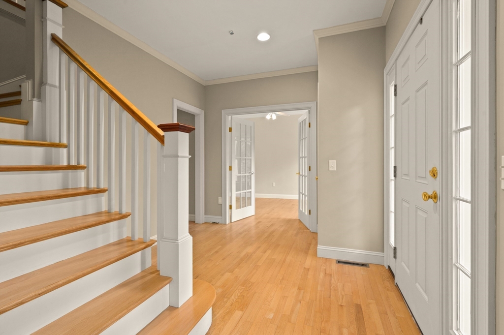 4 Clover Road North Reading, MA 01864 - Photo 5 of 35 Gallery Image 5