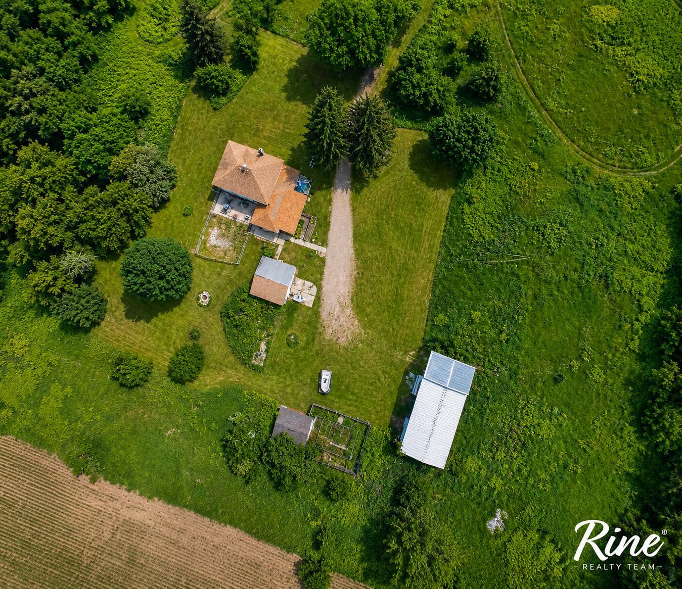 10137 North Shaytown Road Mulliken, MI 48861 - Photo 16 of 40 B55E1A5B-EE83-430C-9A46-4080E008440B