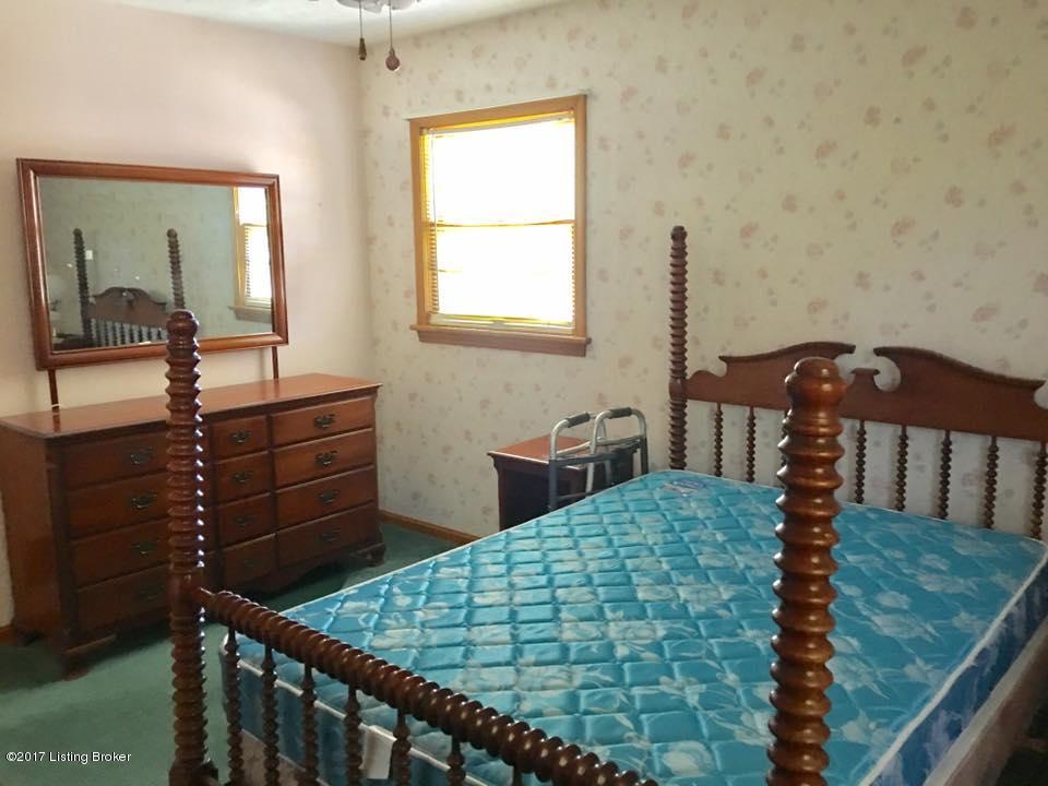 3113 Rome Road Louisville, KY 40216 - Photo 17 of 37 ROME RD (36)