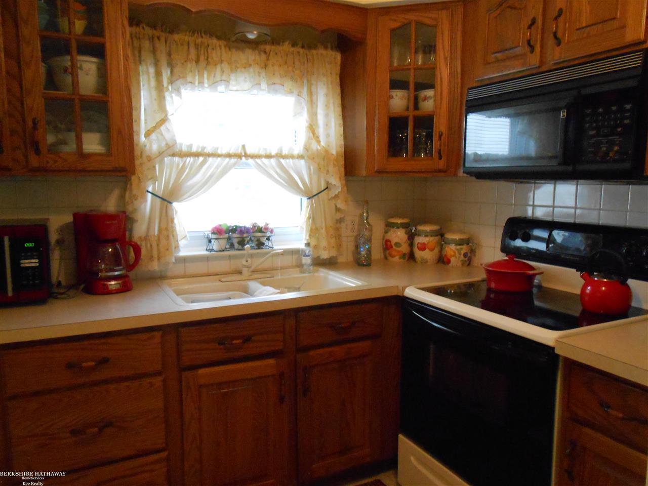 21820 Pratt Road Armada, MI 48005 - Photo 29 of 40