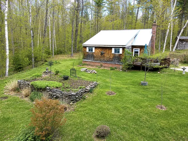 $299,900 | 1329 Newfane Road, Wardsboro, VT 05355