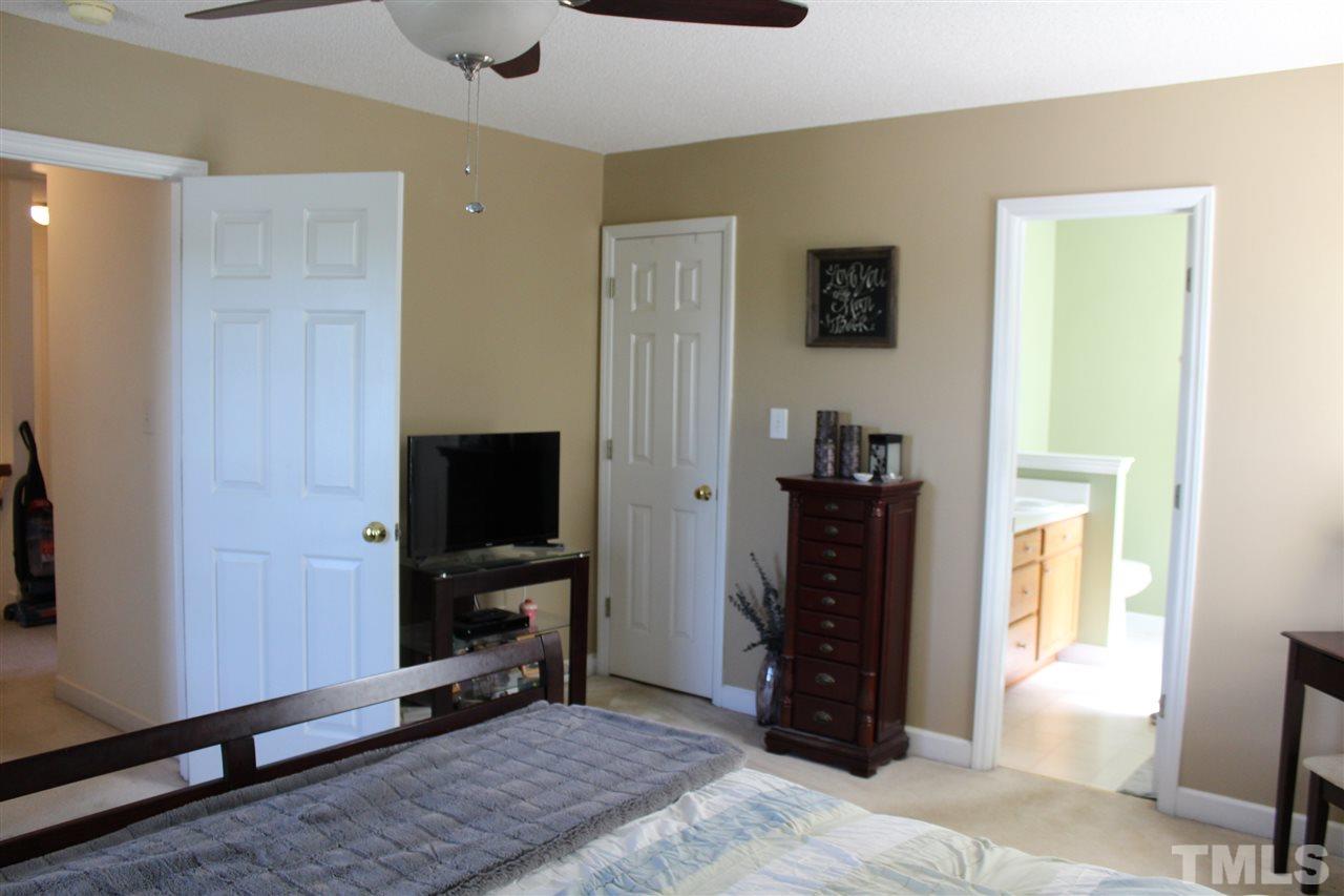 4304 Willow Lake Road Raleigh, NC 27616 - Photo 14 of 28