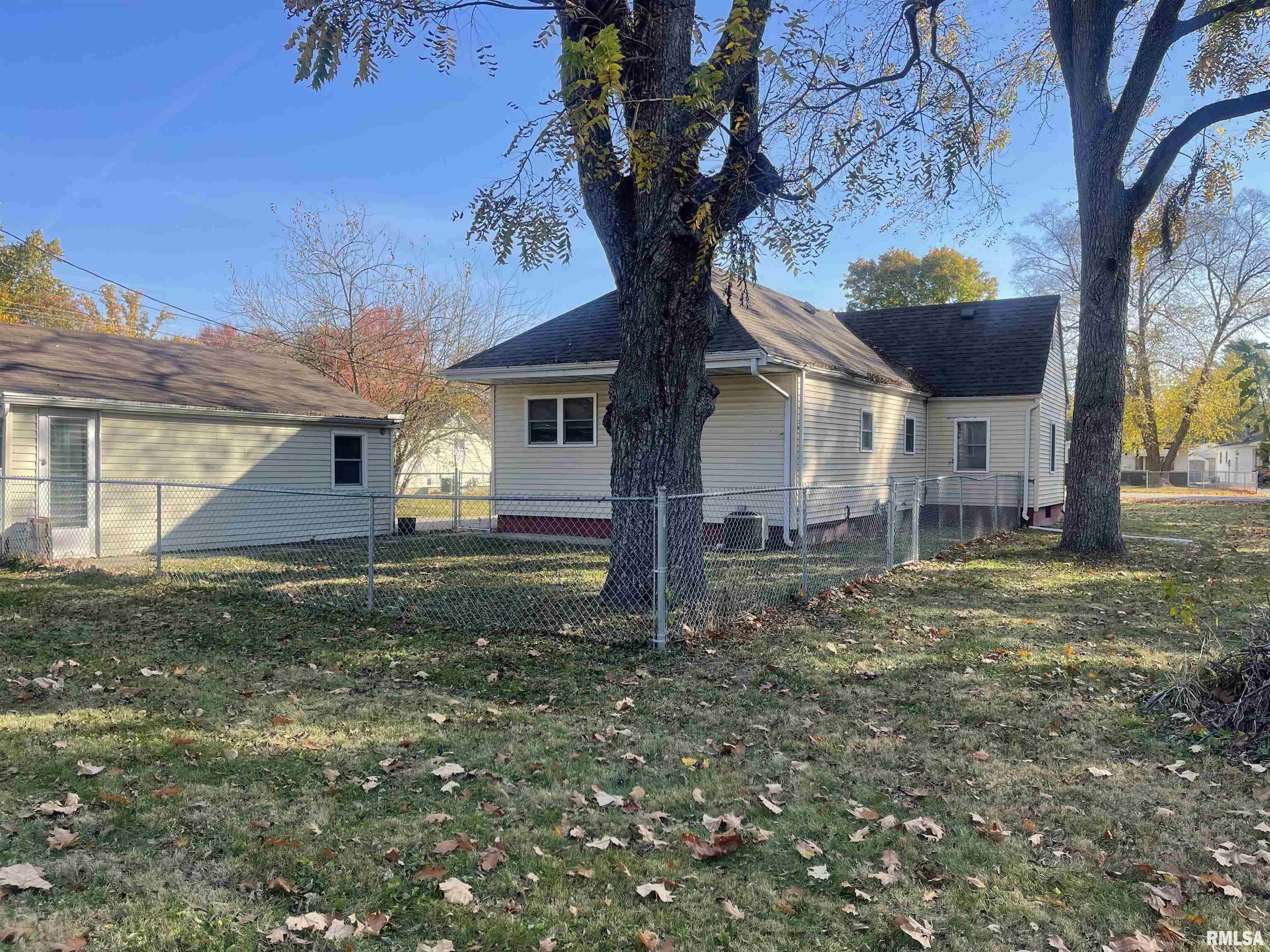 3309 Rita Avenue Springfield, IL 62703 - Photo 13 of 15