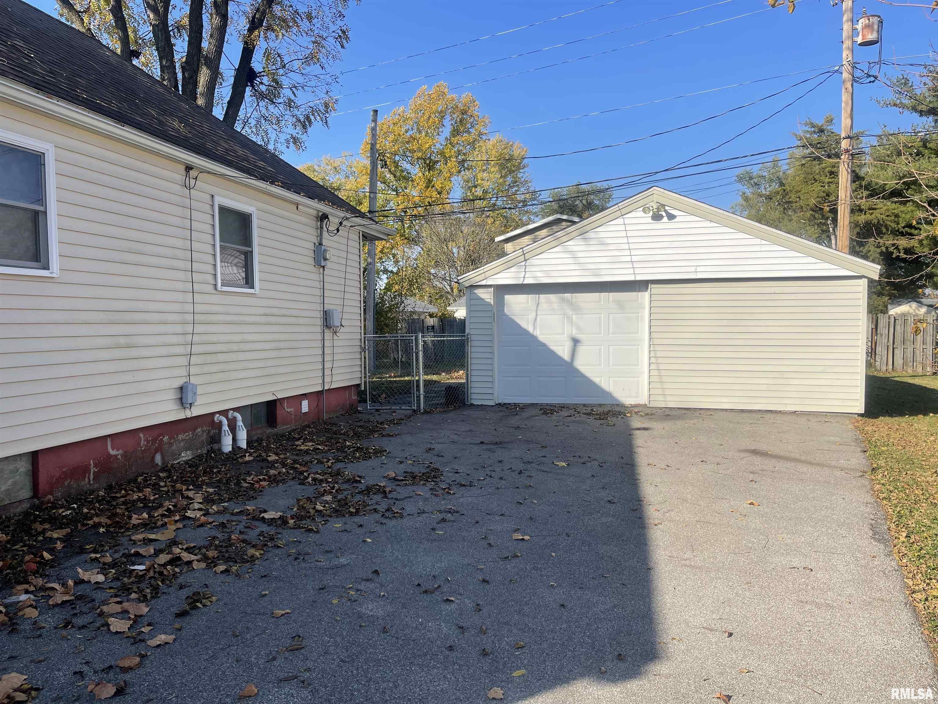 3309 Rita Avenue Springfield, IL 62703 - Photo 14 of 15