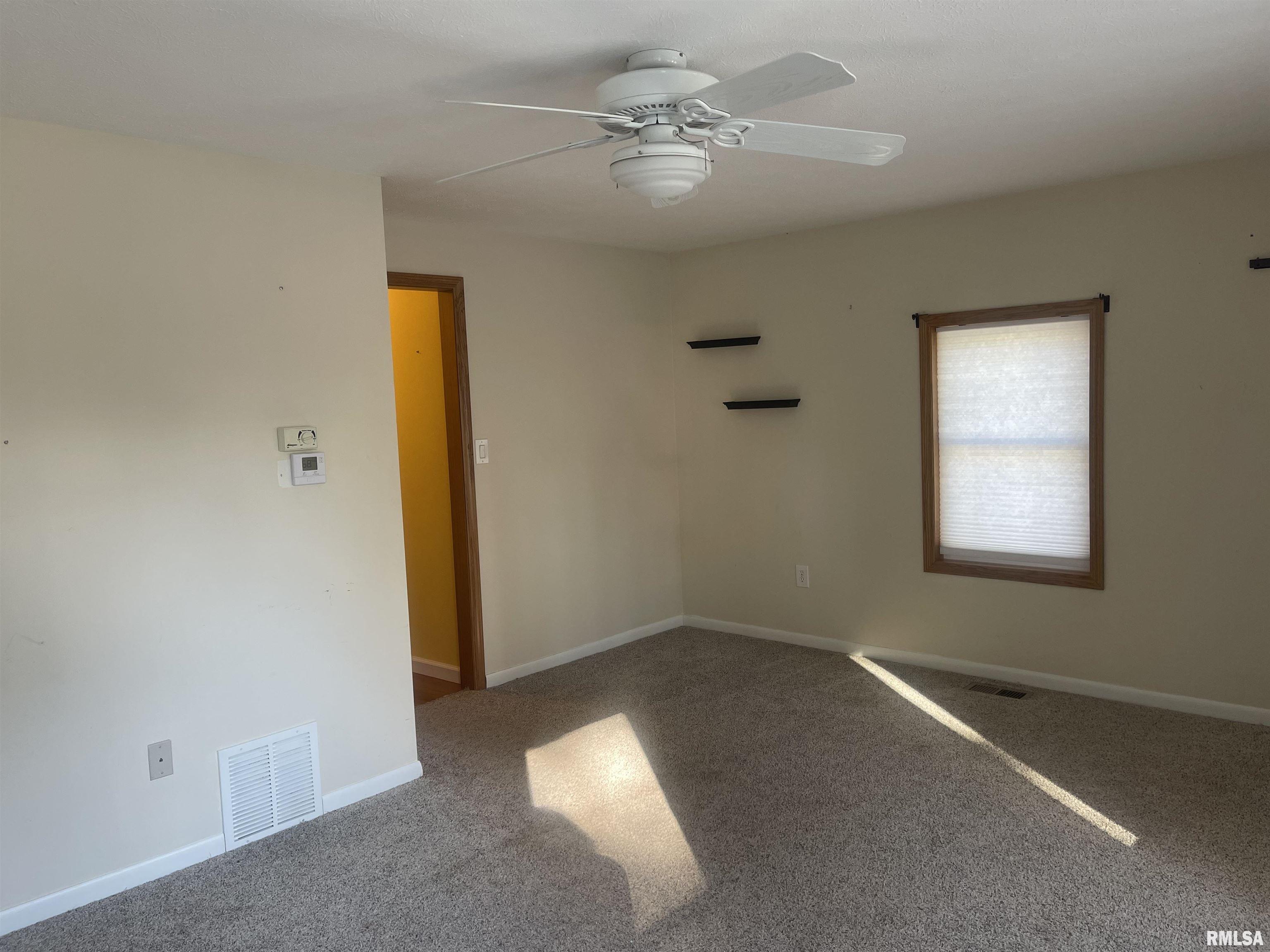 3309 Rita Avenue Springfield, IL 62703 - Photo 3 of 15