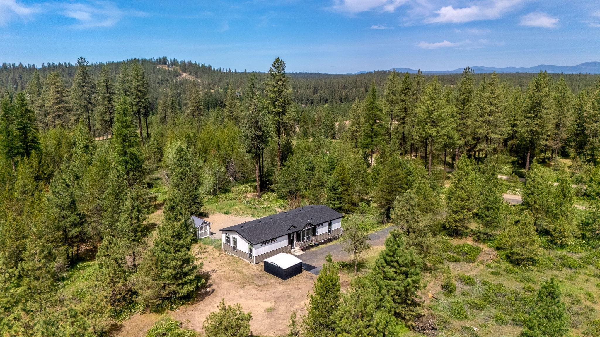 28995 North Hardesty Road Chattaroy, WA 99003 - Photo 37 of 46