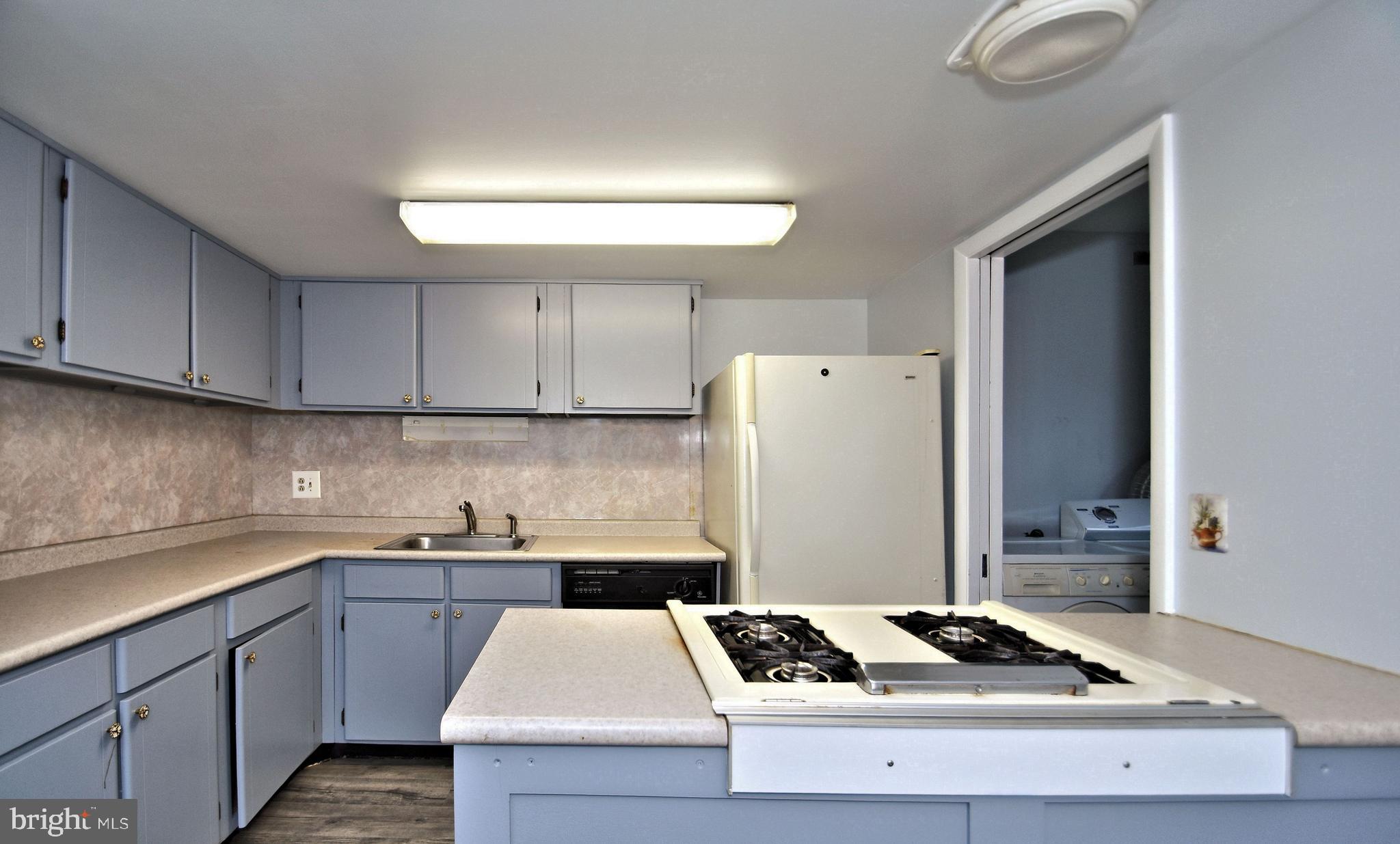 7302 Cresheim Road, Unit D2 Philadelphia, PA 19119 - Photo 13 of 45