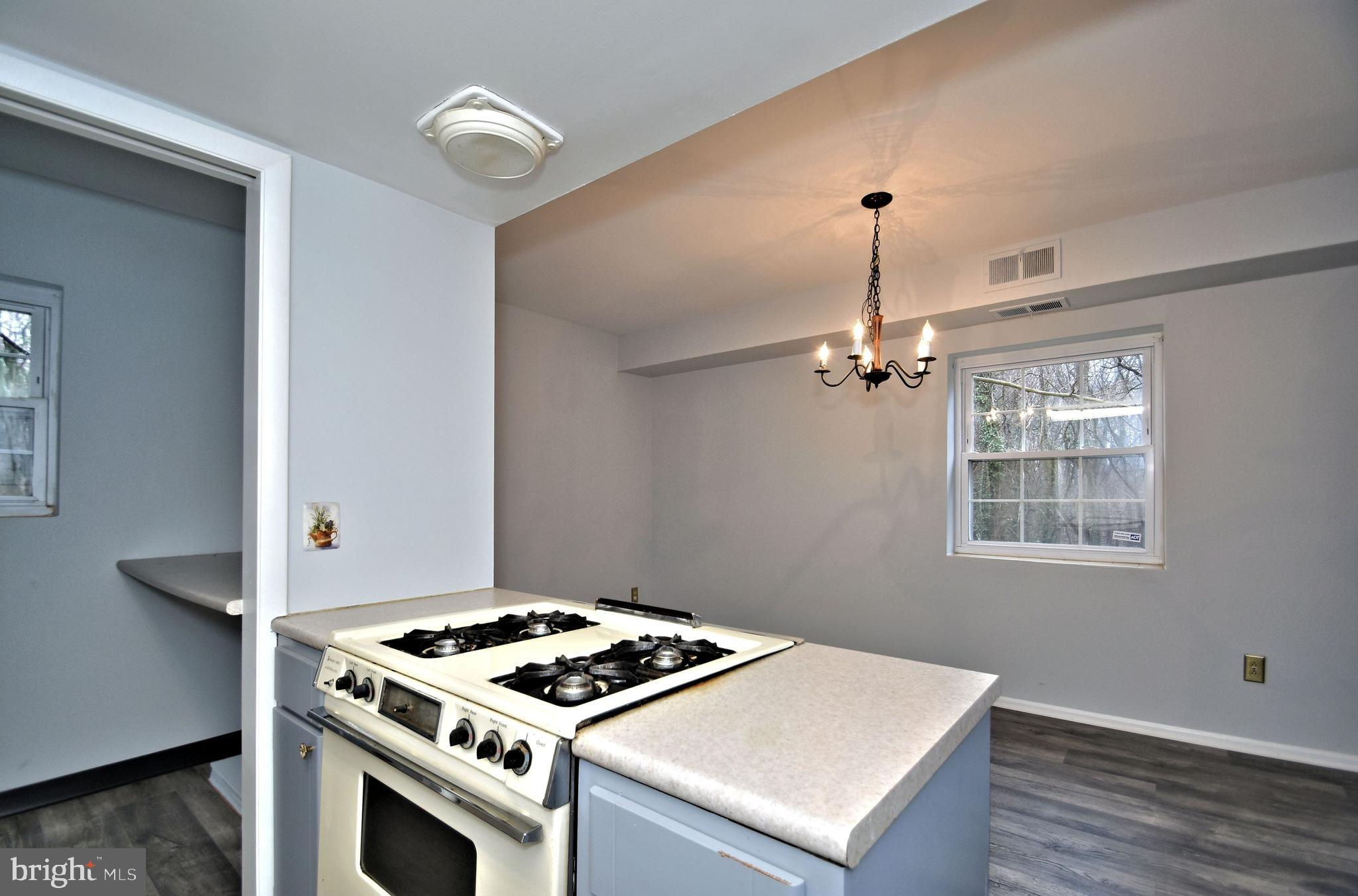 7302 Cresheim Road, Unit D2 Philadelphia, PA 19119 - Photo 17 of 45