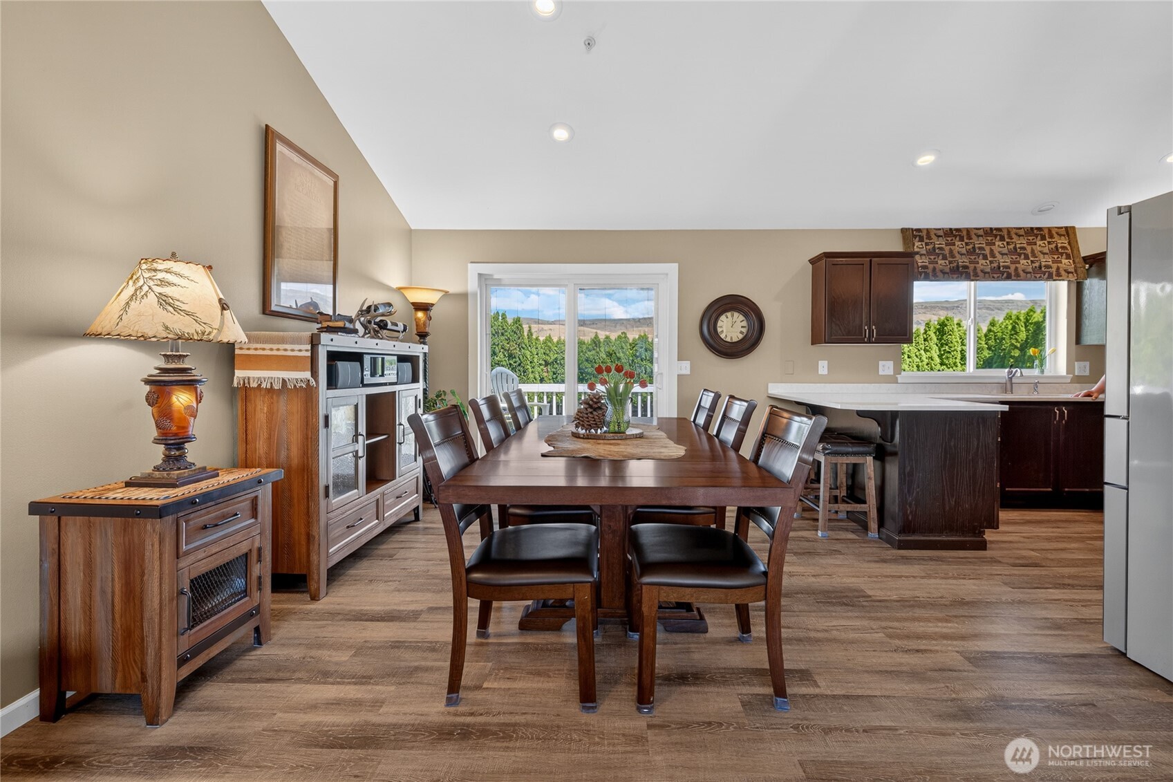 2386 Fancher Field Road East Wenatchee, WA 98802 - Photo 12 of 39