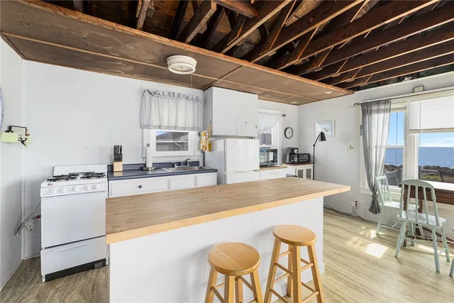 $1,299,000 | 25 West End Road, Charlestown, RI 02813