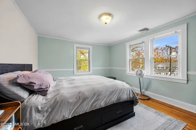 $699,500 | 34 Bradley Place, Stamford, CT 06905