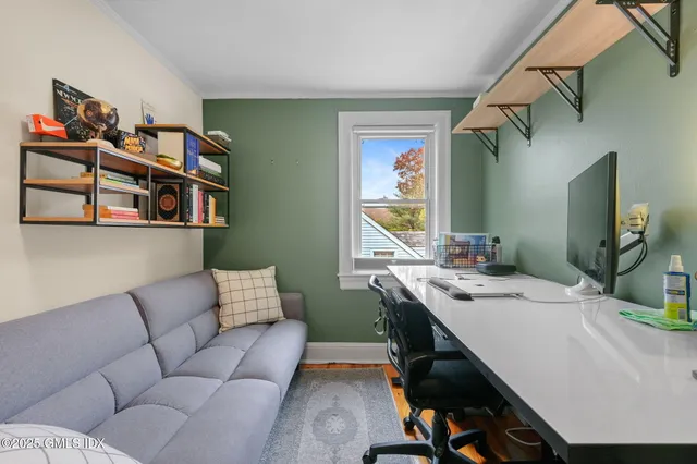 $699,500 | 34 Bradley Place, Stamford, CT 06905