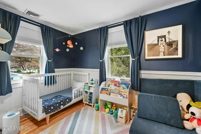 $699,500 | 34 Bradley Place, Stamford, CT 06905