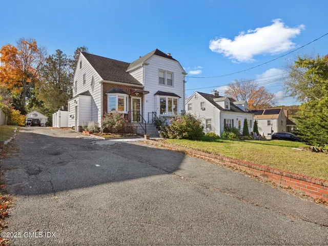 $699,500 | 34 Bradley Place, Stamford, CT 06905