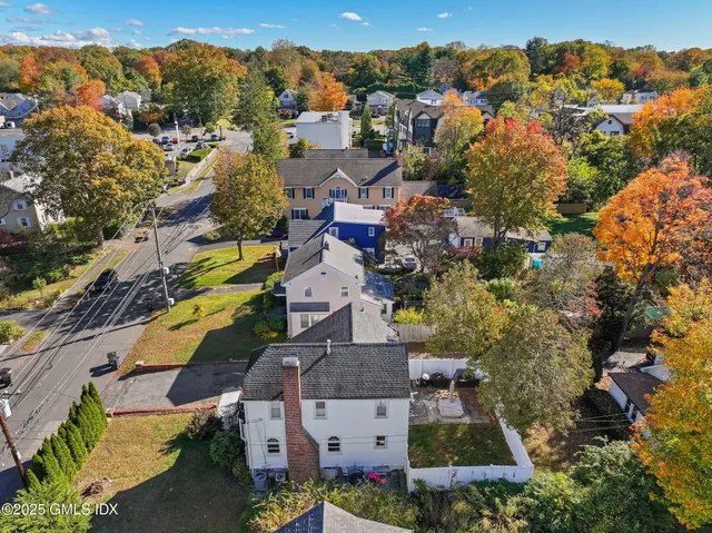 $699,500 | 34 Bradley Place, Stamford, CT 06905