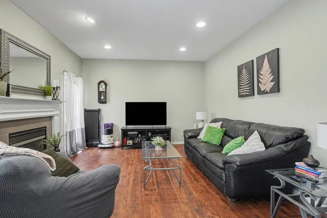 $459,900 | 1464 Hillridge Way, Zeeland, MI 49464