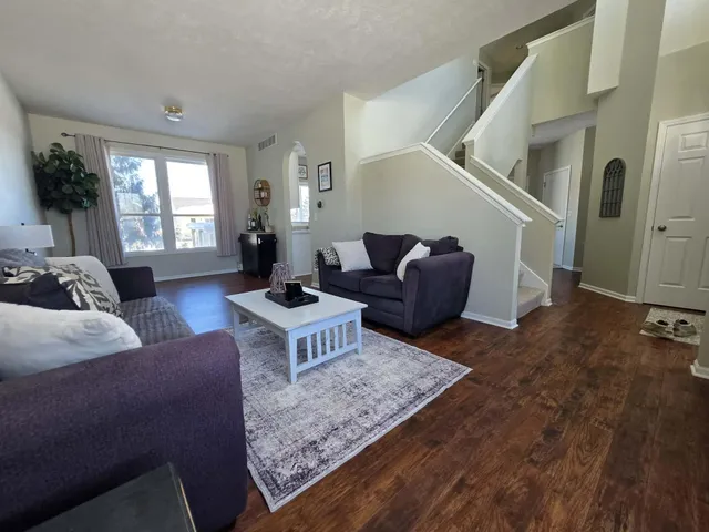 $459,900 | 1464 Hillridge Way, Zeeland, MI 49464