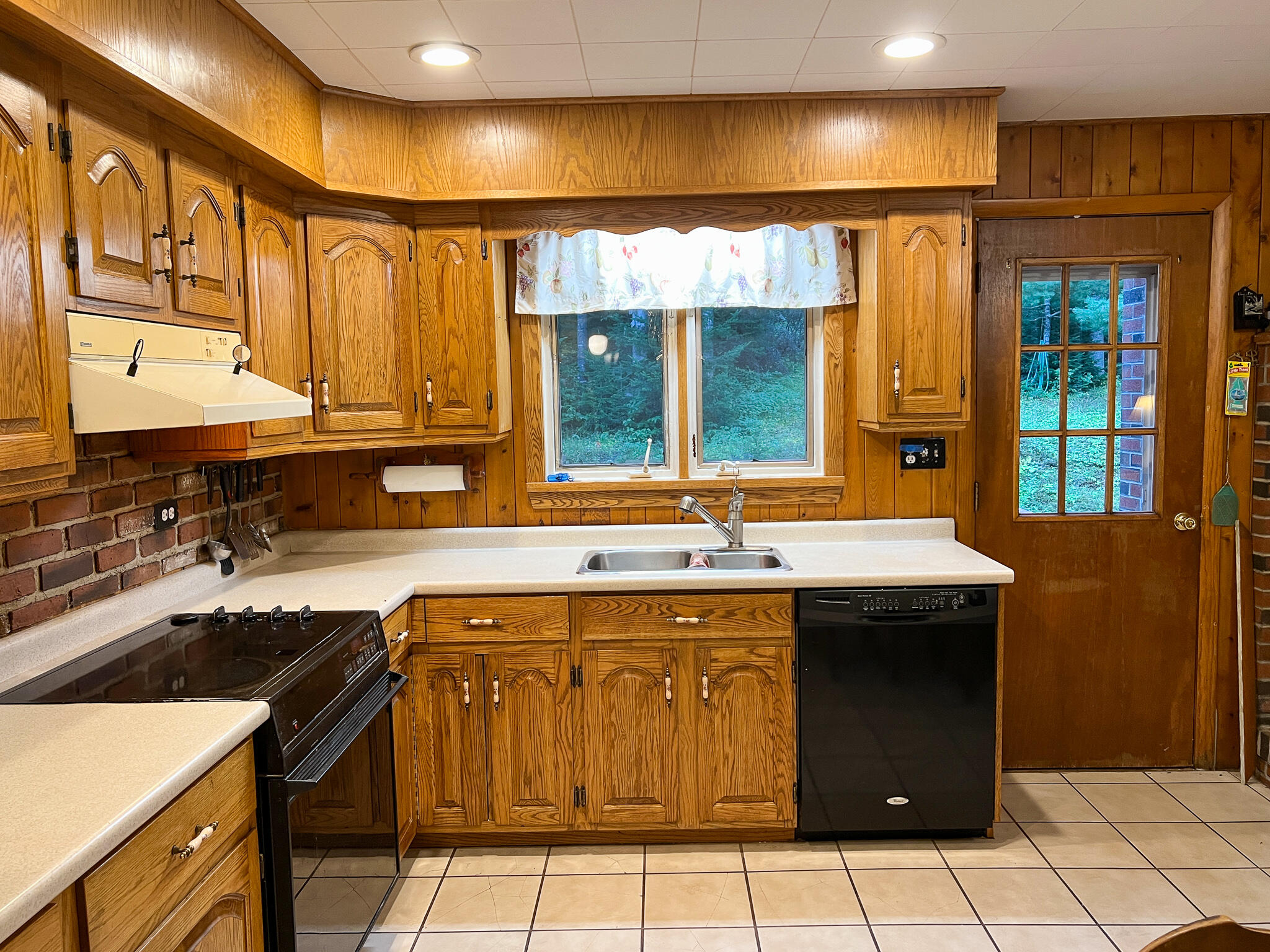 2092 Main Street St. Francis, ME 04774 - Photo 10 of 53 10