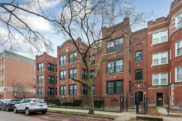 $2,447 | 1638 West Jonquil Terrace, Unit 2, Chicago, IL 60626